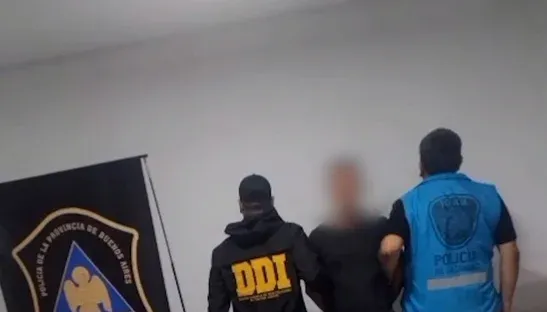 Detenidos dos prófugos acusados de abuso sexual, uno con captura internacional