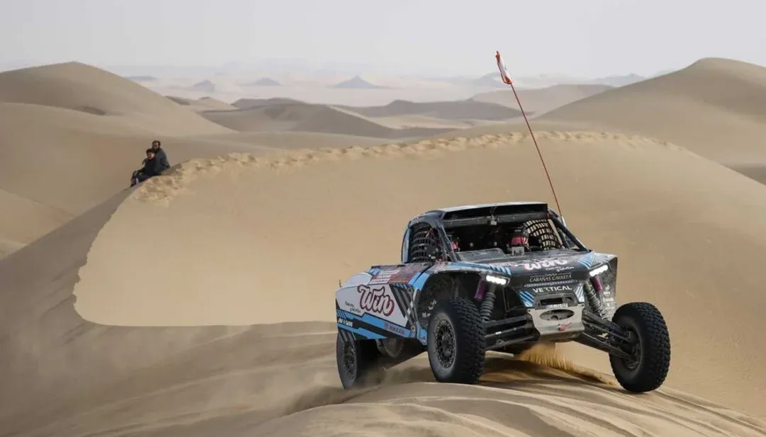 Cavigliasso triunfa en la etapa 11 del Rally Dakar y sueña con la remontada