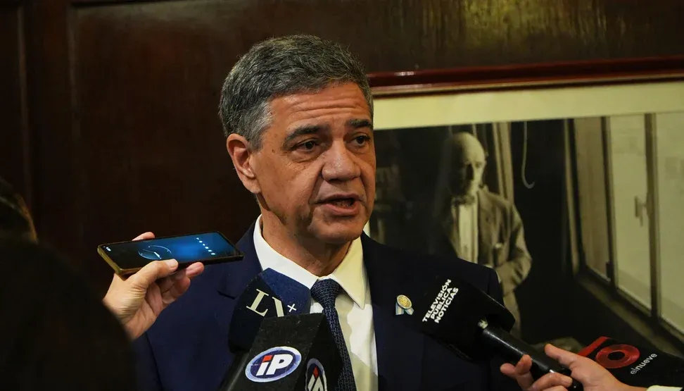 Jorge Macri critica a los gremios por tomar de rehén a los trabajadores