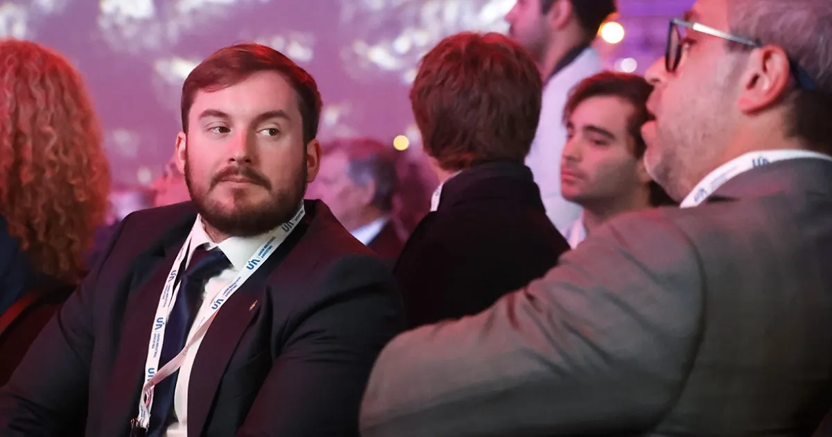 Funcionarios libertarios y tuiteros reciben créditos millonarios del Banco Nación