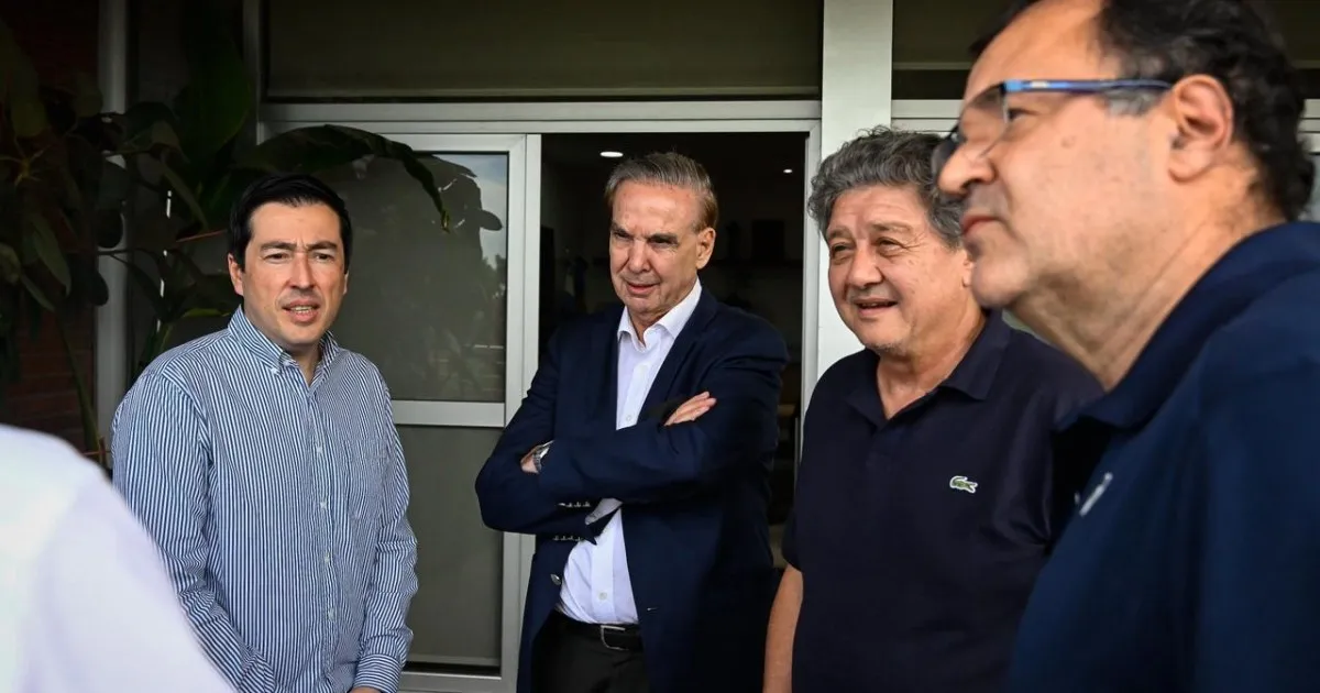 Nardini se reunió con Pichetto y Monzó para crear un frente contra Milei