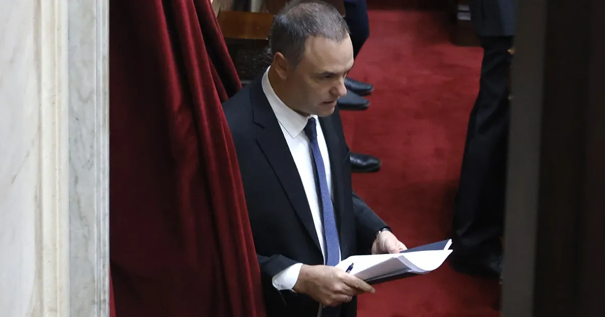 Preocupación en el gobierno por la declaración jurada de Adorni
