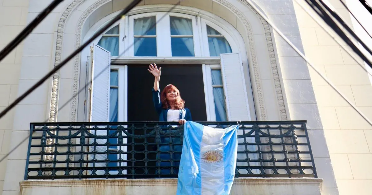 Parrilli asegura que Cristina debe ser candidata y sugieren una fórmula con Uñac