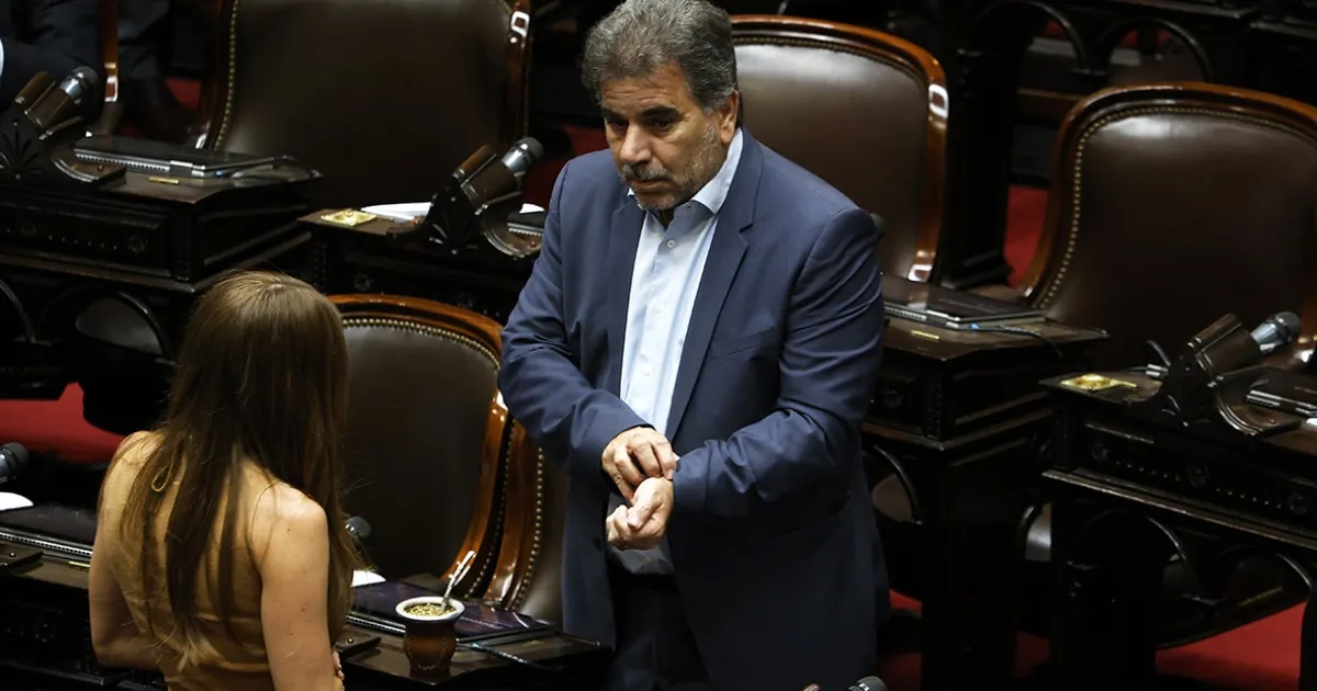 Caputo se opone a la presión del PRO para incluir el artículo Galperin en Diputados
