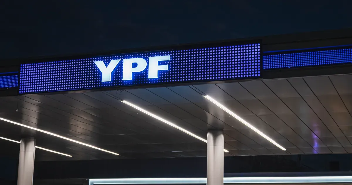 YPF garantiza que no trasladará el aumento del crudo a los precios de los combustibles