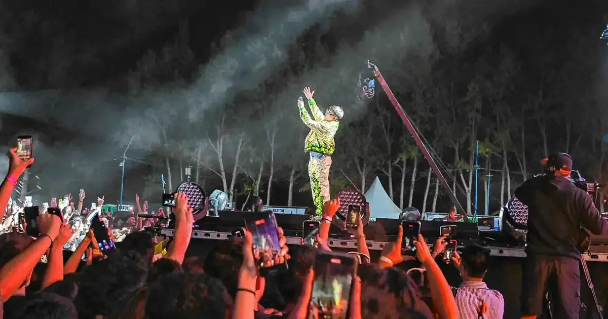 Éxito rotundo en la primera noche de la Fiesta Nacional de la Manzana 2026