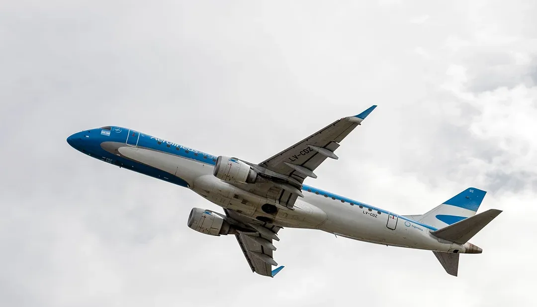 Aerolíneas Argentinas organiza vuelo especial para repatriar argentinos en Florianópolis