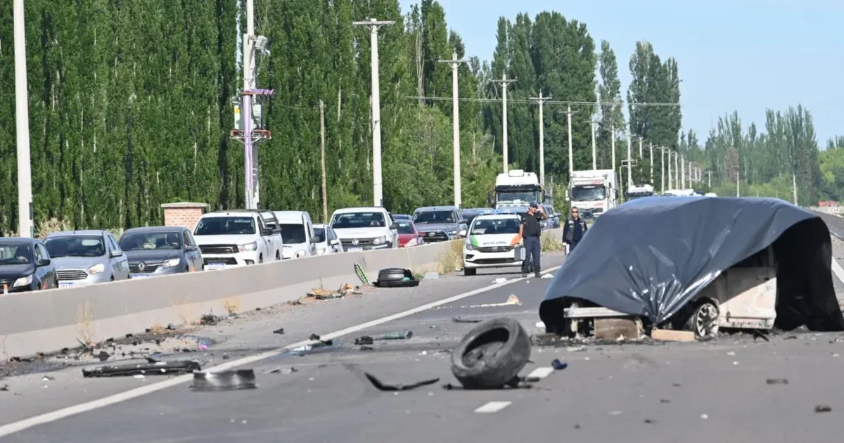 Catriel en duelo: tres días de luto tras la tragedia en la Ruta 22