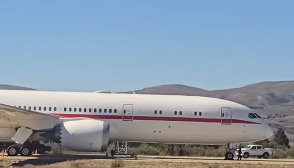 Un Emir y su lujosa flota de aviones aterrizan en Bariloche