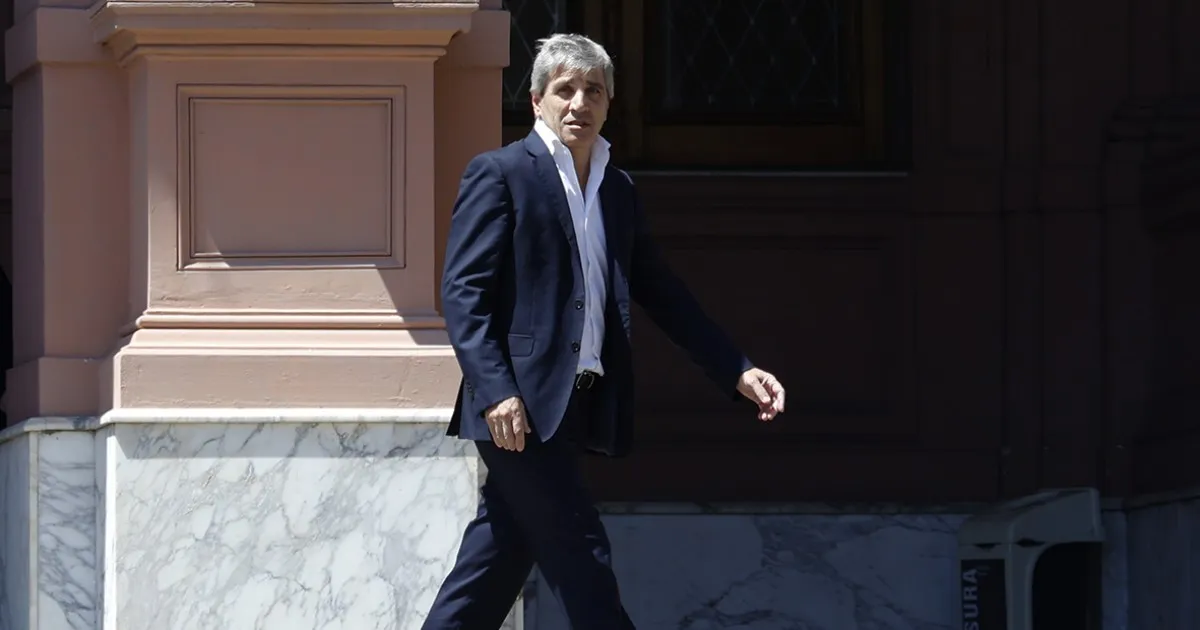 La inflación se disparó al 2,8% y Milei defiende a Toto Caputo como "el más grande"