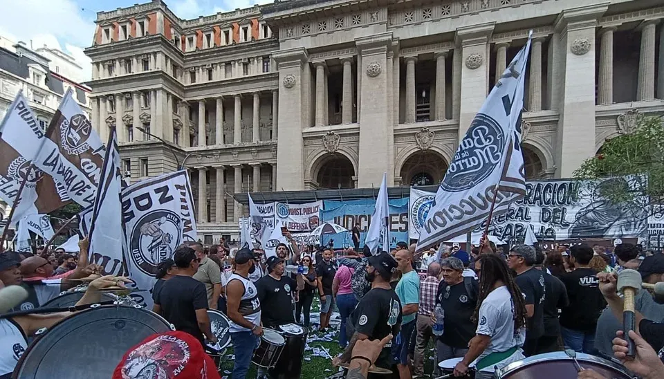 Judiciales se movilizan contra el traspaso de la Justicia laboral a la Ciudad