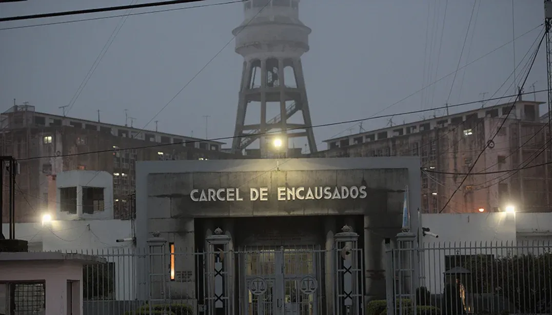 Rechazo a la excarcelación de tres mujeres acusadas de extorsión tras suicidio de soldado