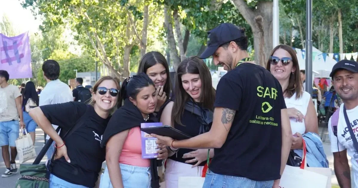 Fiesta de la Confluencia 2026: CALF presenta su innovador stand tecnológico