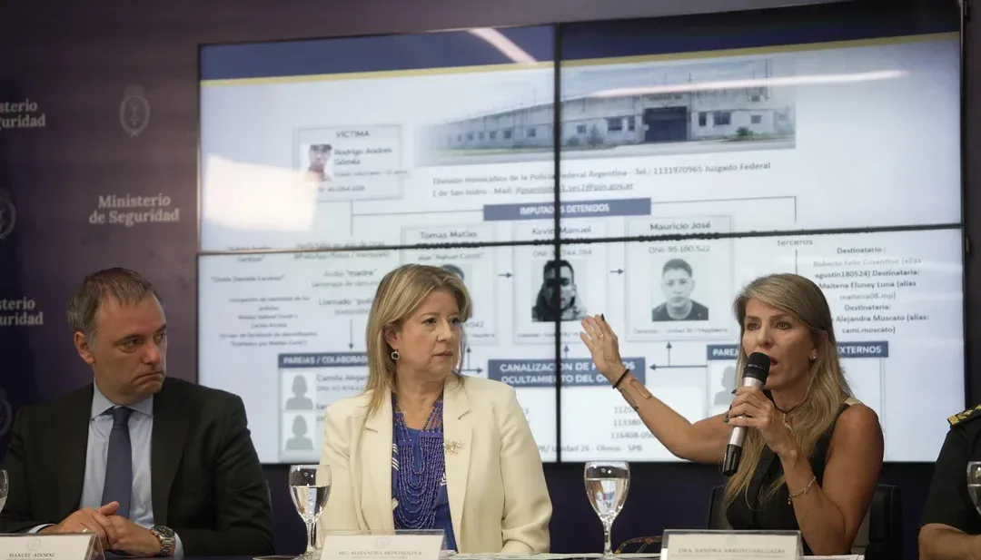 Siete reclusos extorsionaron al soldado que se suicidó en Olivos