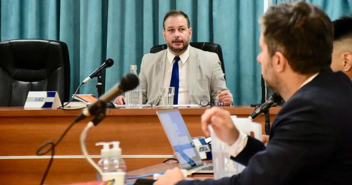 Chicanas y cruces marcan otra audiencia por la estafa de planes sociales en Neuquén