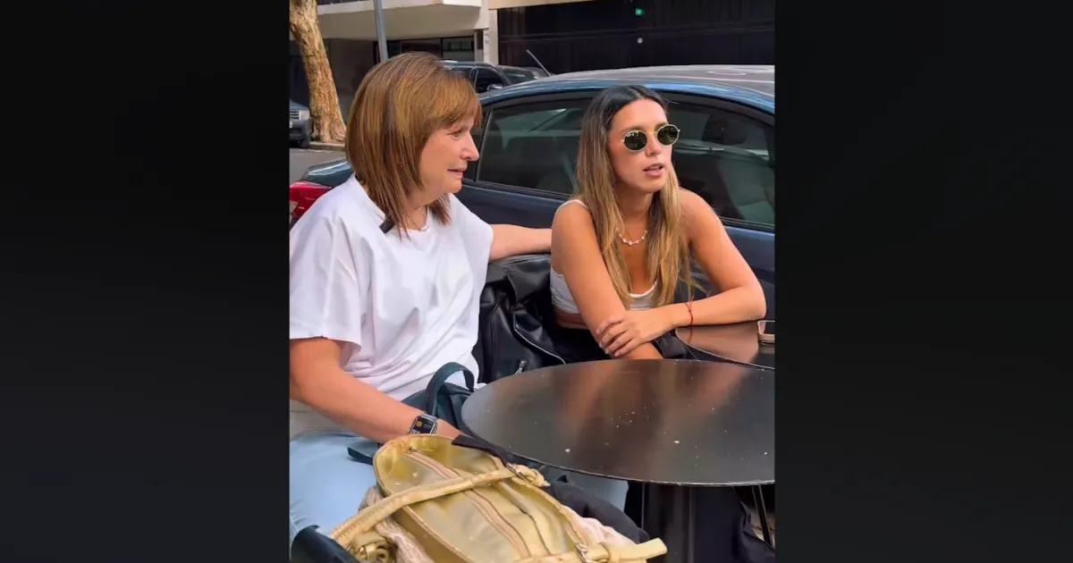 Bullrich se reunió con Agostina Páez y su padre repitió el gesto del mono en celebración