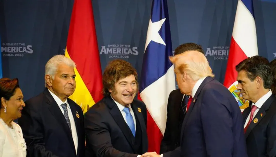 Milei reafirmó su alianza con Trump en la cumbre "Escudo de las Américas"
