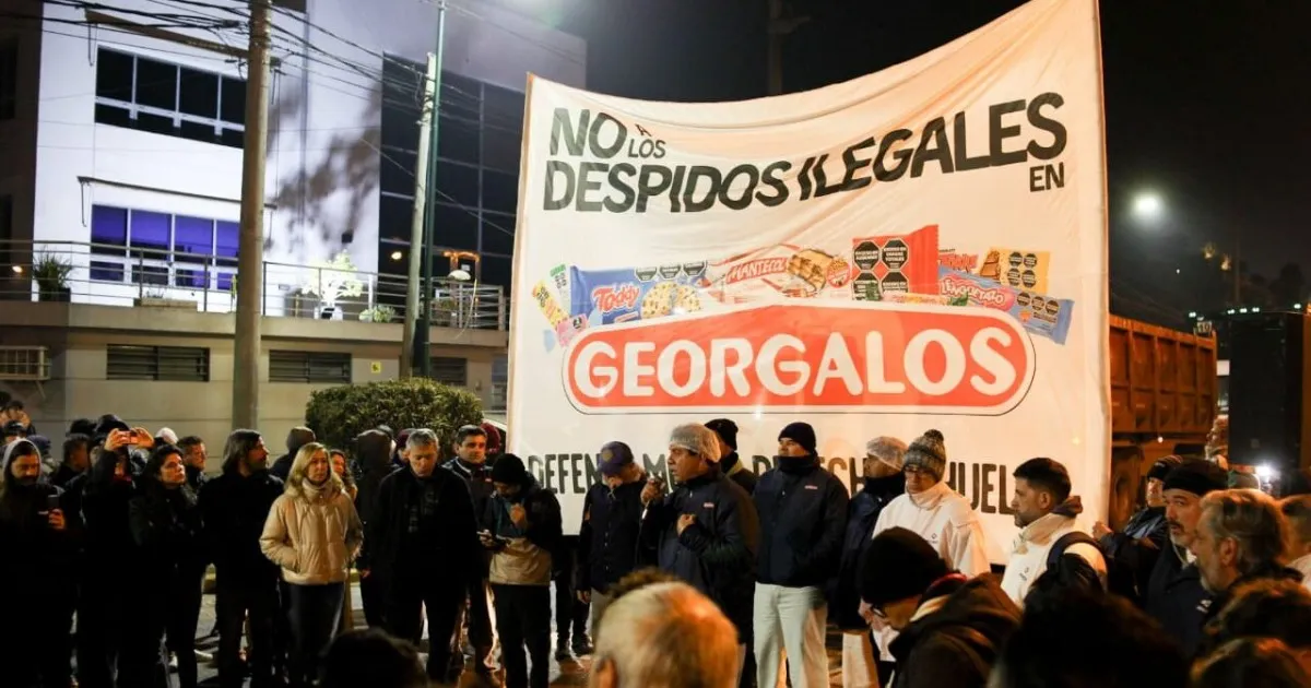 Georgalos suspende trabajadores y aplica recortes salariales del 20%