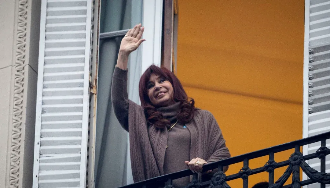 Cristina Kirchner mantendrá la tobillera electrónica tras rechazo de Casación