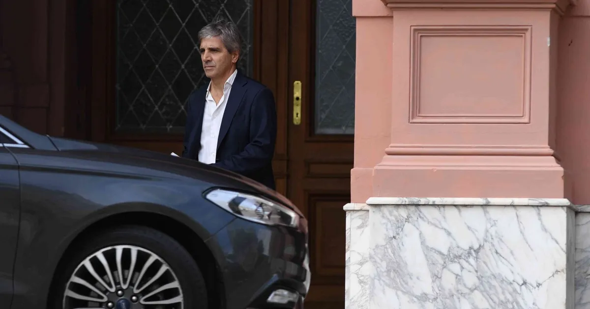 Albanesi enfrenta múltiples demandas y la crisis podría impactar en toda la cadena energética