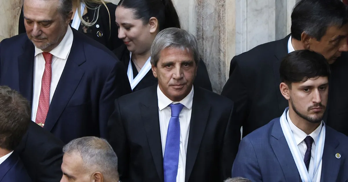 La trampa del dólar estable y la economía dual en Argentina