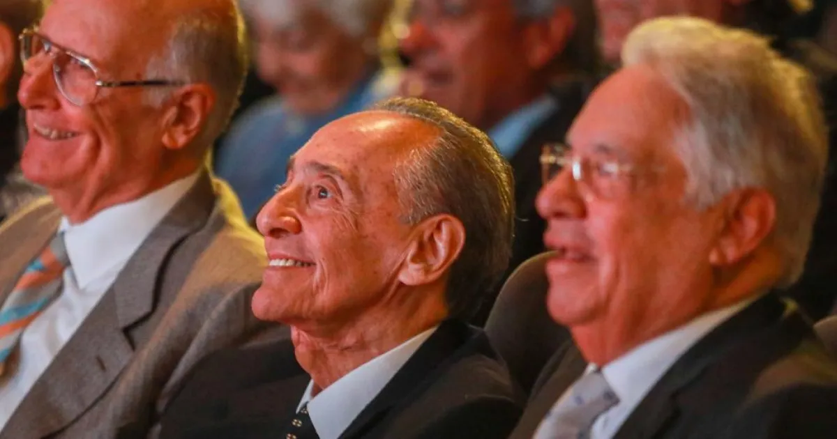 Las principales entidades empresariales reclaman diálogo a Milei y critican cierres industriales