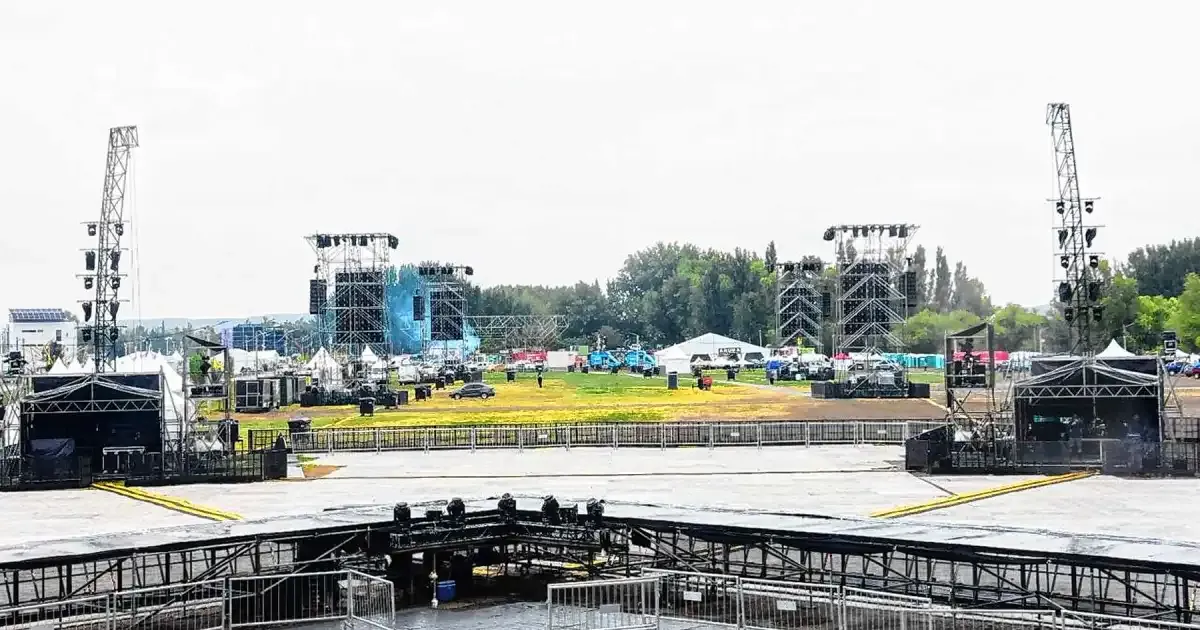 Checklist definitivo para la Fiesta de la Confluencia 2026: lo que no puede faltar en tu mochila