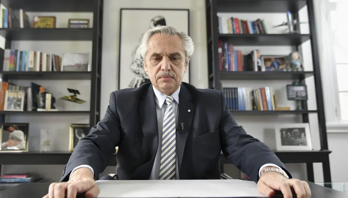 Alberto Fernández se pronunció sobre la foto de Messi con Trump